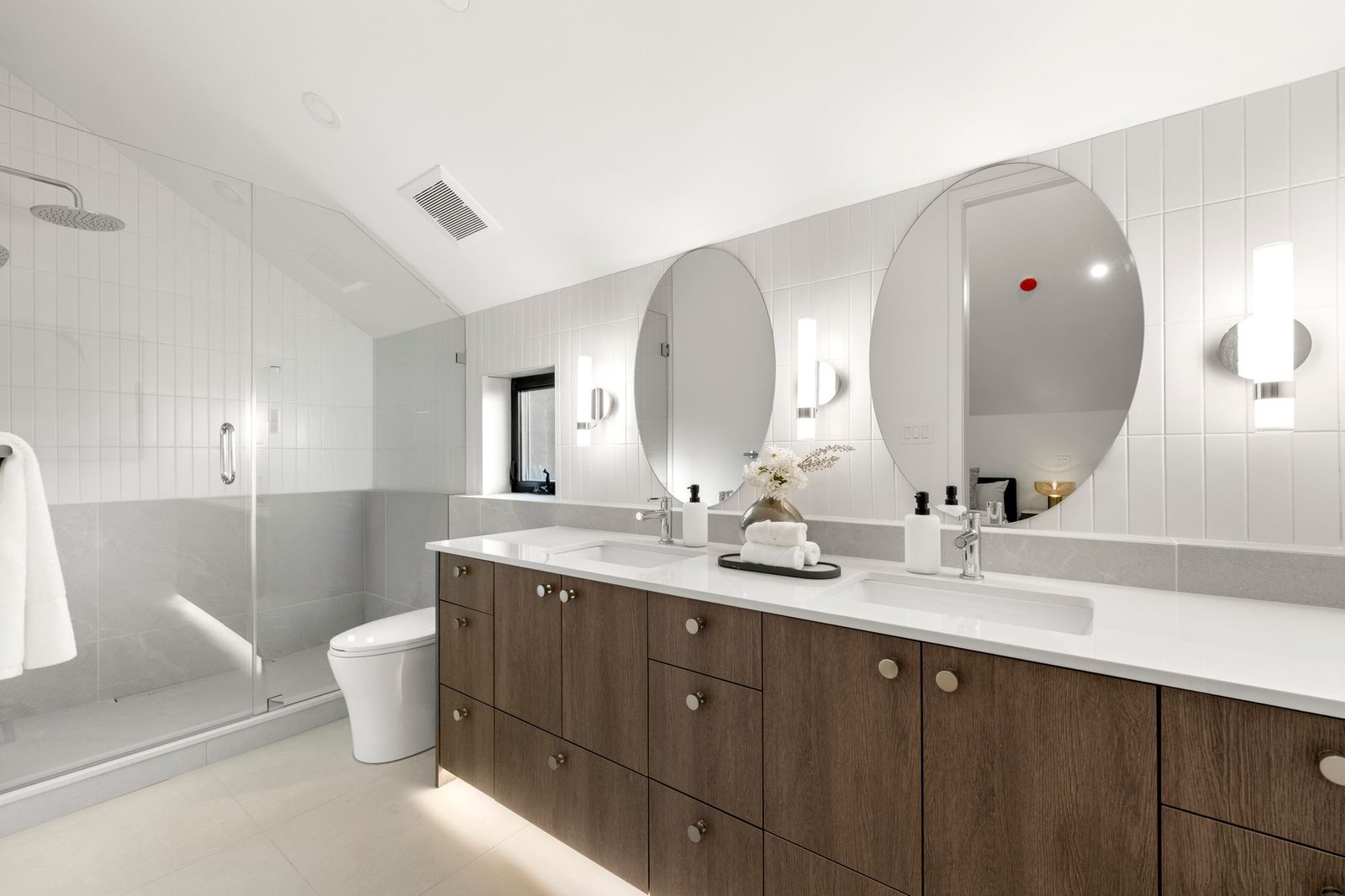 The Eton — ensuite